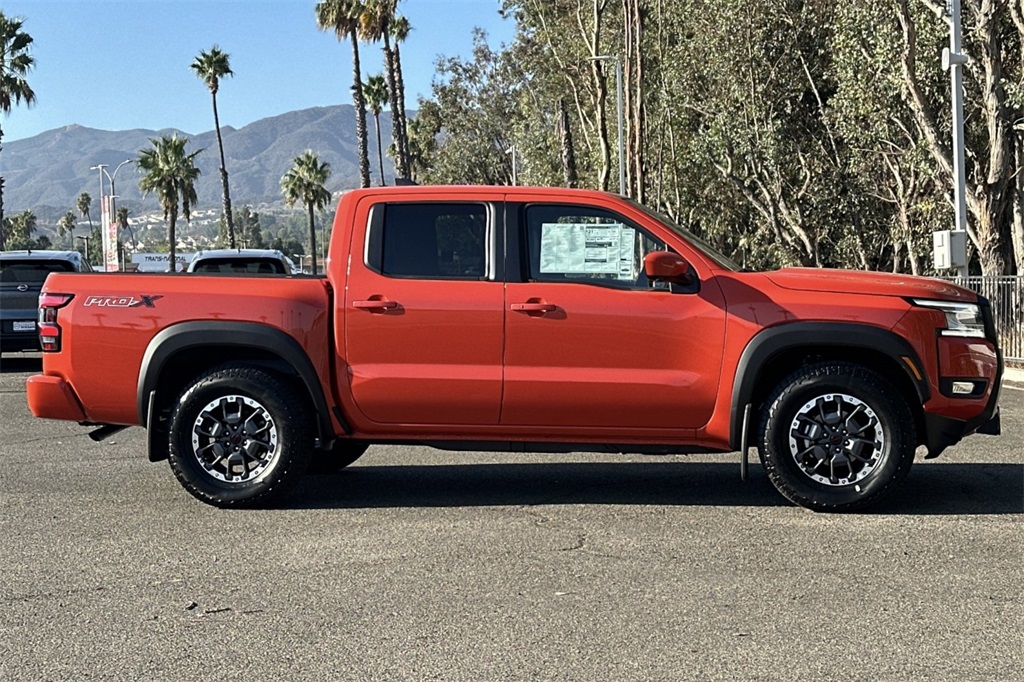 2025 Nissan Frontier PRO-X photo 3