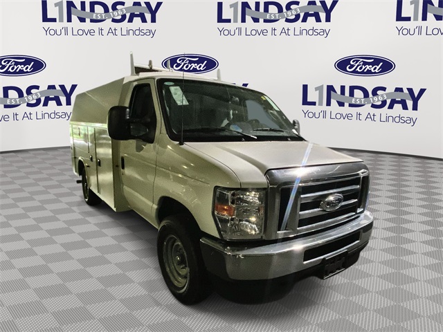 2025 Ford E-350SD Base
