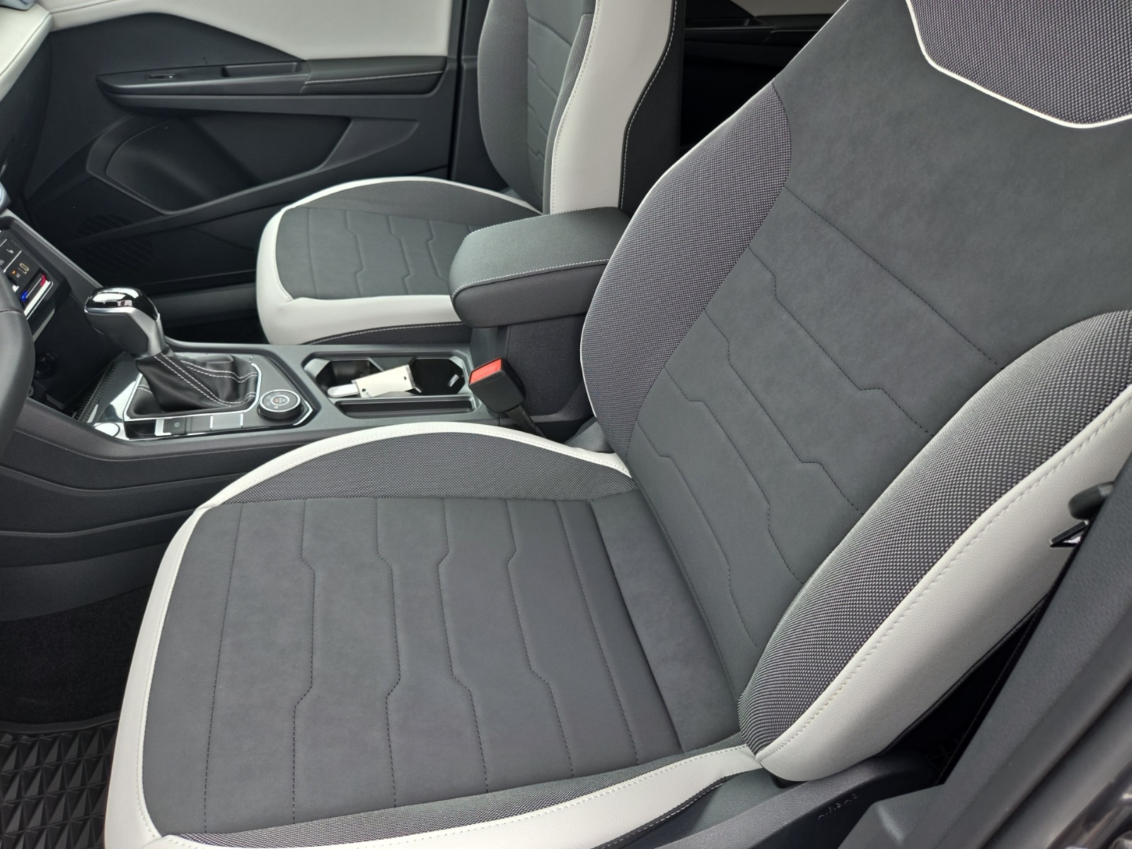 new 2025 Volkswagen Taos car, priced at $26,300