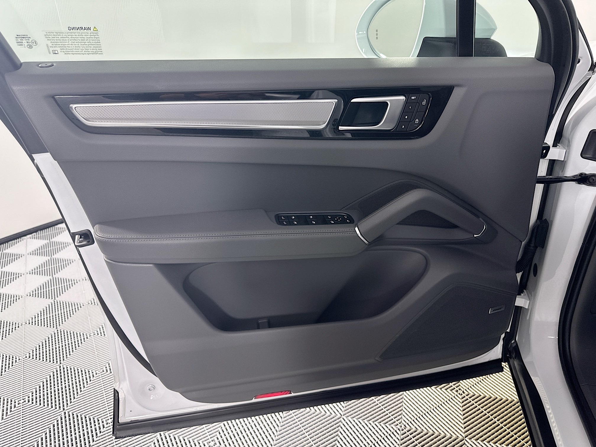 used 2023 Porsche Cayenne car, priced at $68,998