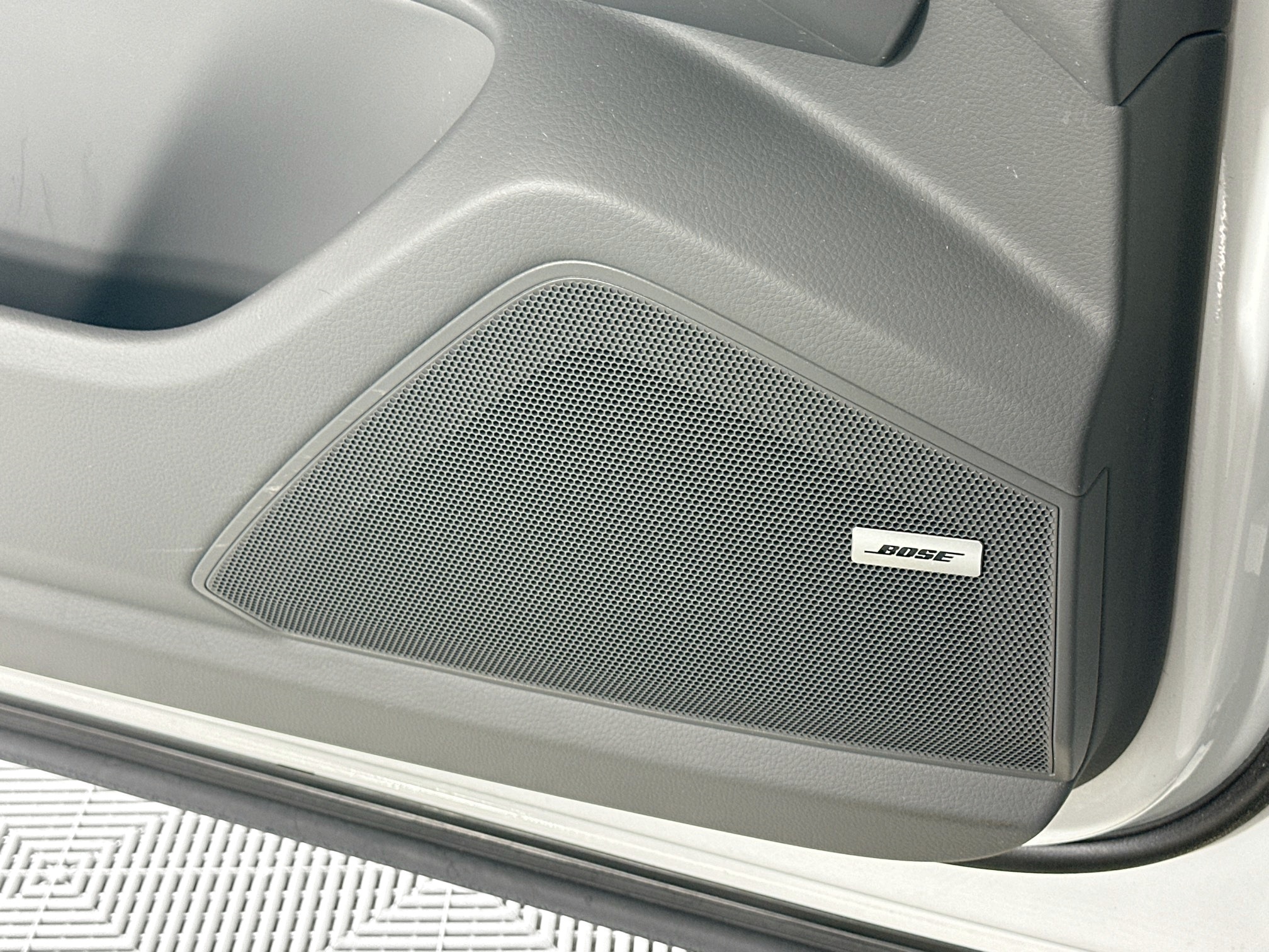 used 2023 Porsche Cayenne car, priced at $68,998