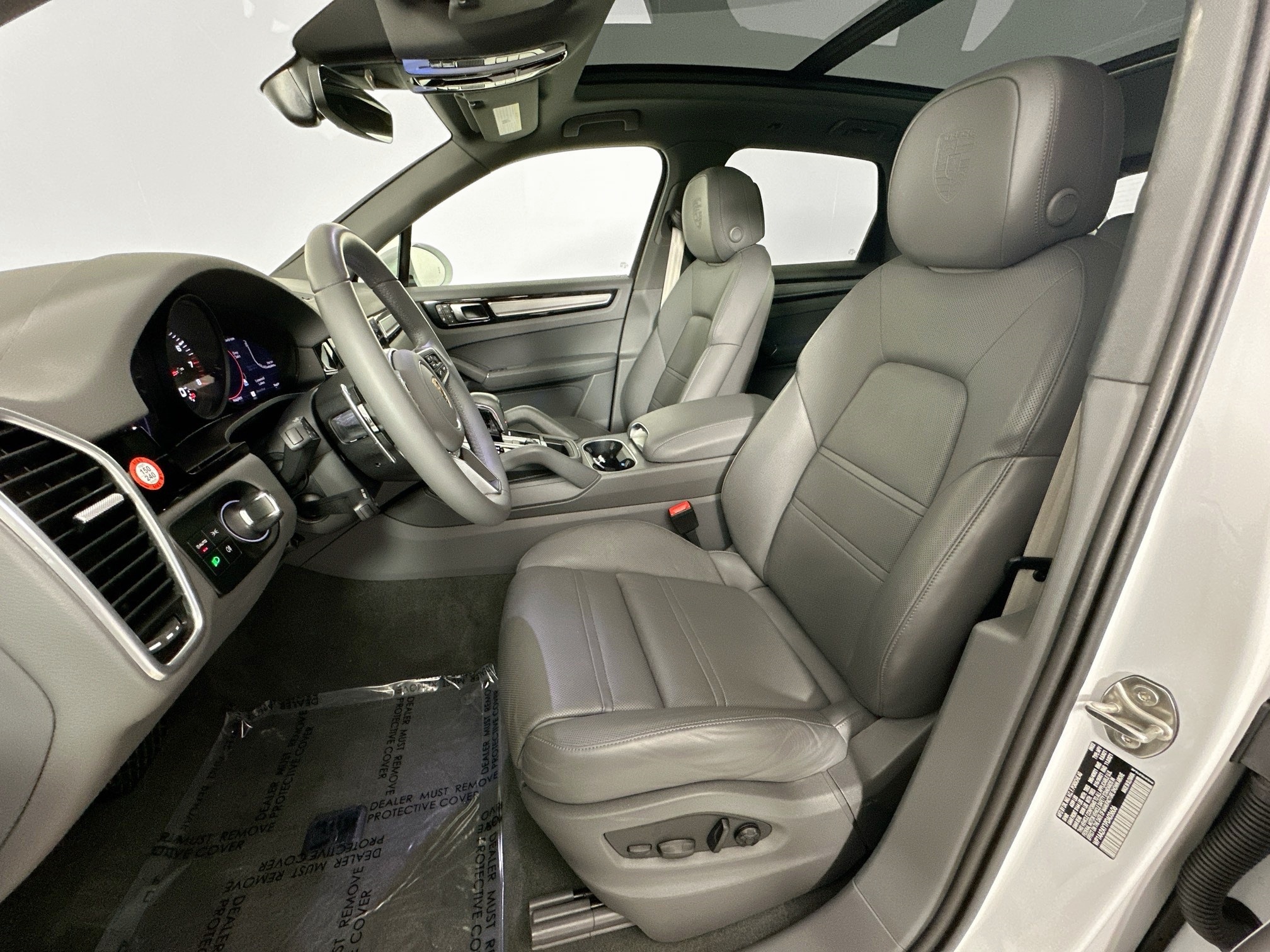 used 2023 Porsche Cayenne car, priced at $68,998