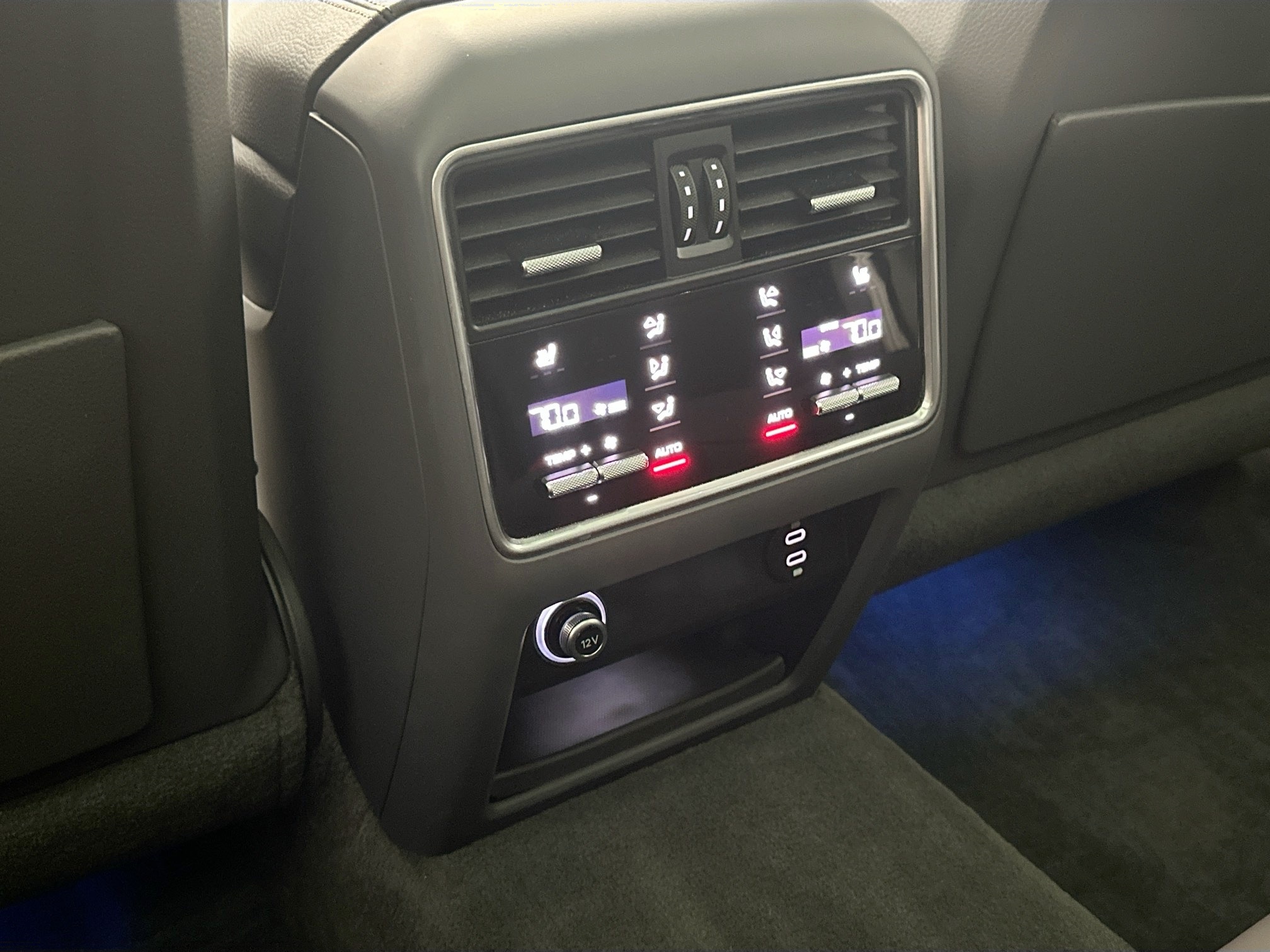 used 2023 Porsche Cayenne car, priced at $68,998