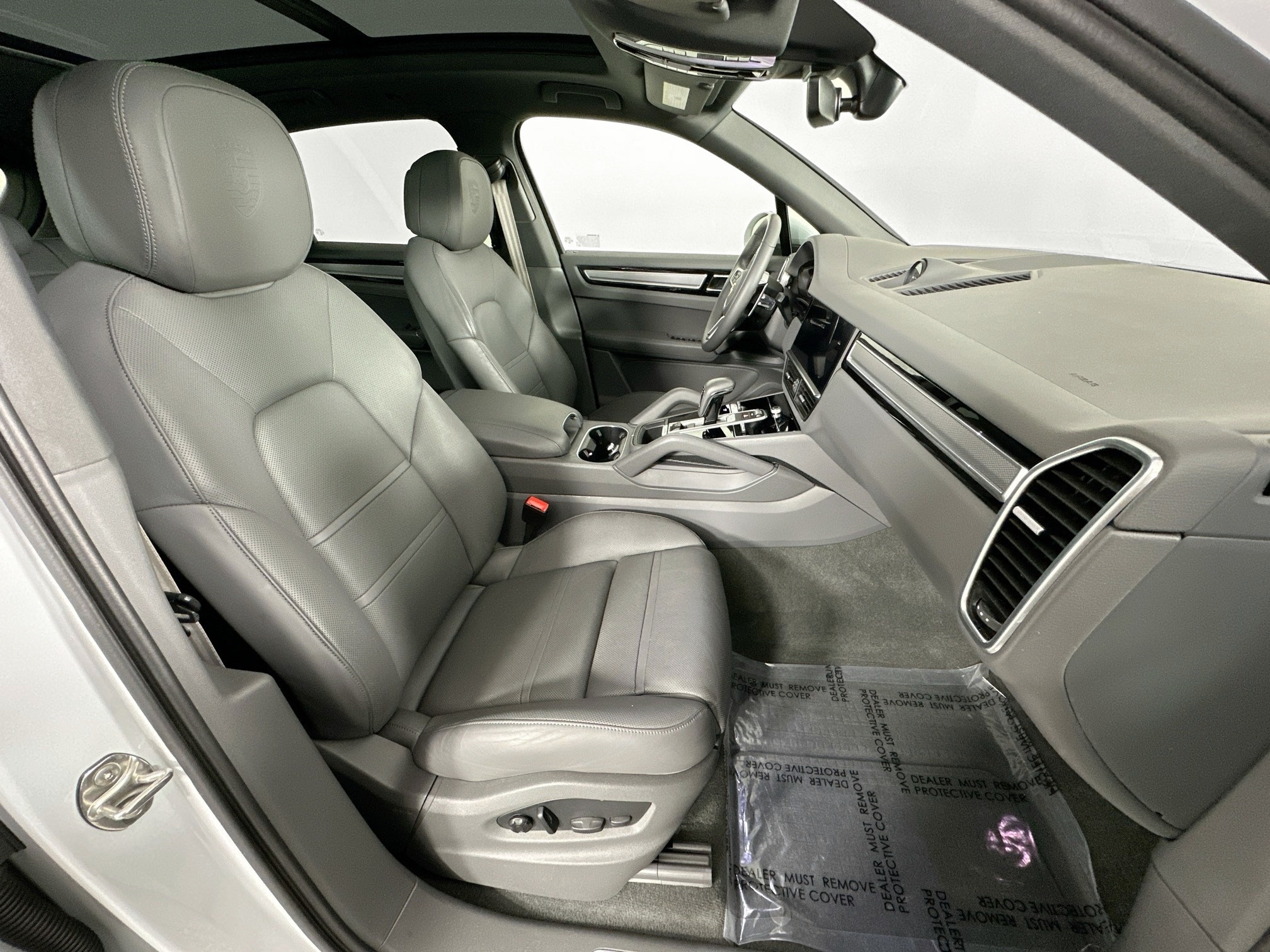 used 2023 Porsche Cayenne car, priced at $68,998