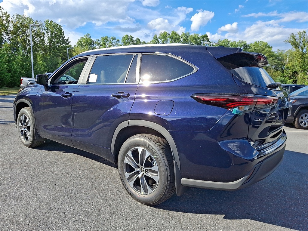 2025 Toyota Highlander XLE XSE Platinum Limited photo 3