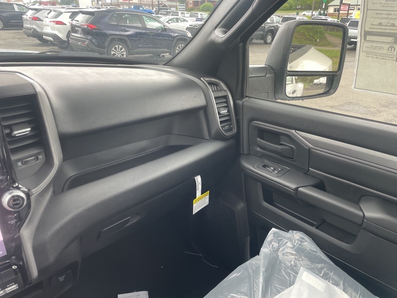 2025 Ram 3500 Tradesman photo 17