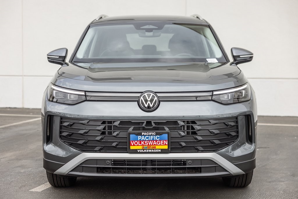 2026 Volkswagen Tiguan S's photo
