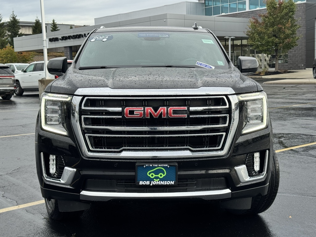 2023 Gmc Yukon SLT photo 2