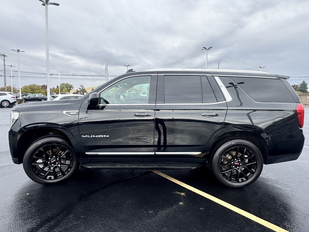2023 Gmc Yukon SLT photo 4