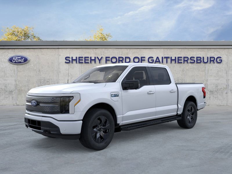2025 Ford F-150 Lightning photo 2
