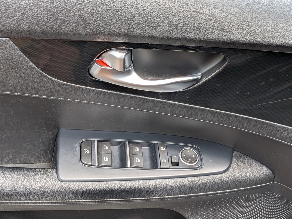 2021 Kia Forte GT-Line photo 10
