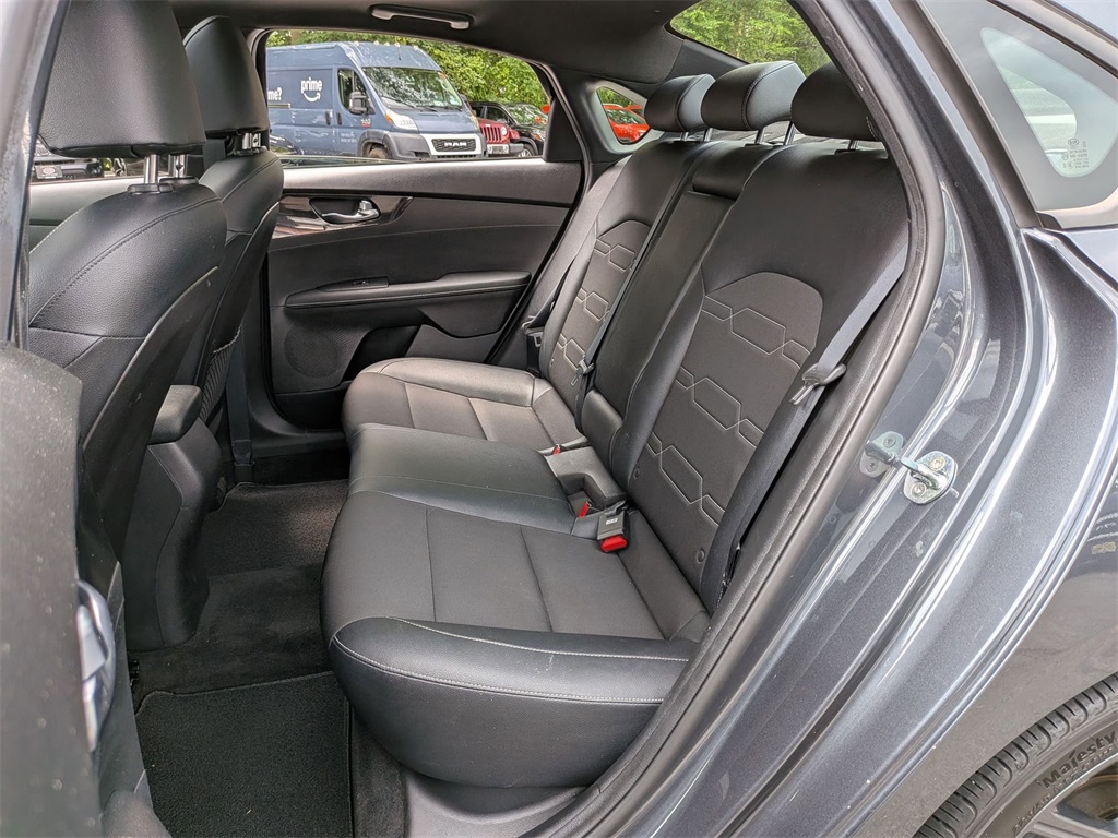 2021 Kia Forte GT-Line photo 23