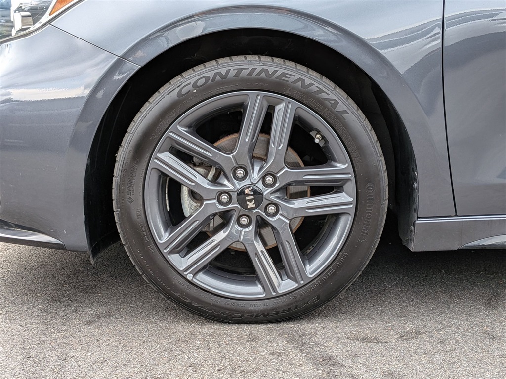 2021 Kia Forte GT-Line photo 28