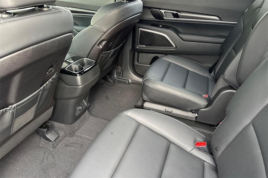 new 2025 Kia Telluride car, priced at $43,615