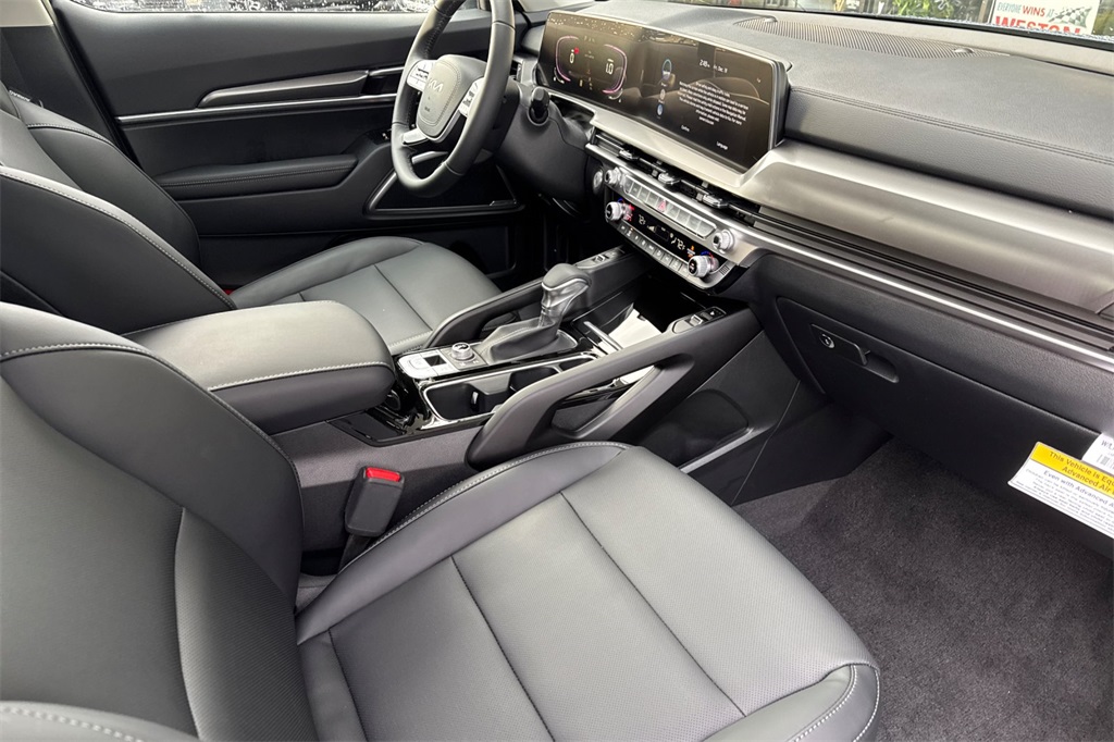 new 2025 Kia Telluride car, priced at $43,615