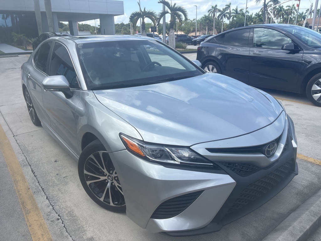 2018 Toyota Camry SE