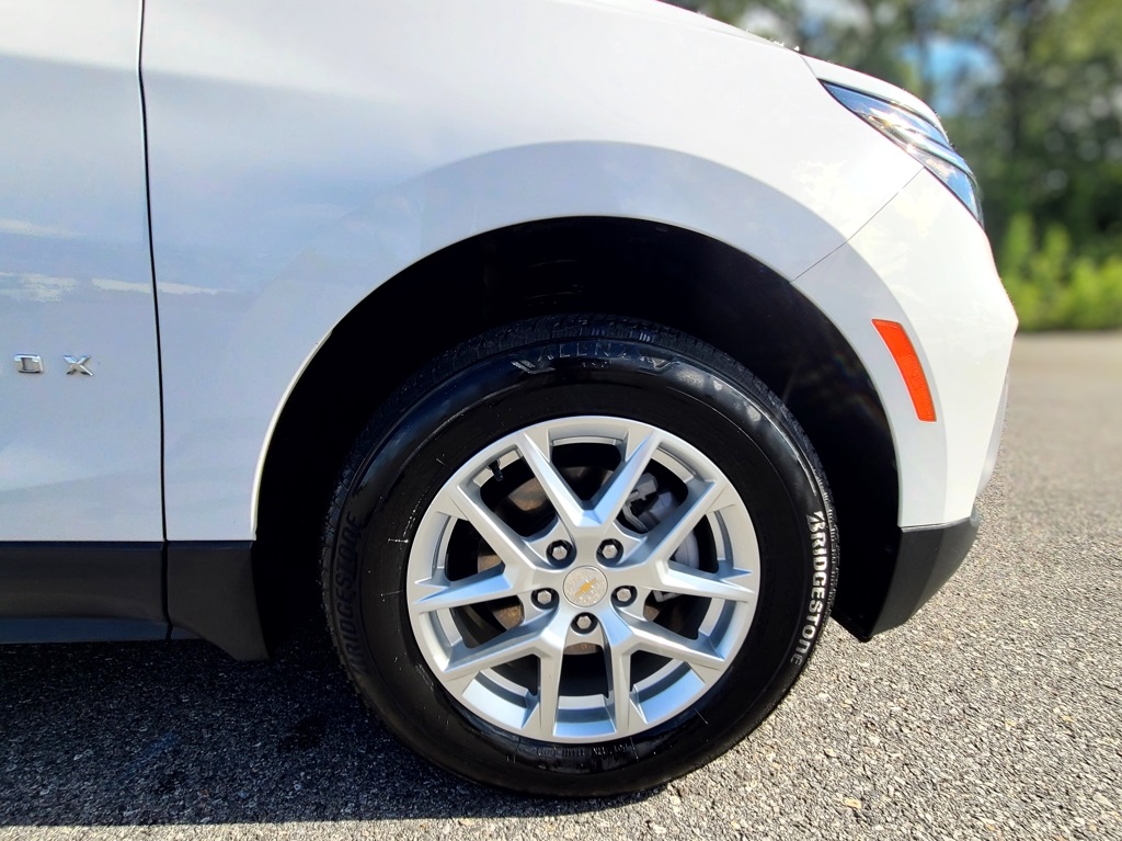 2022 Summit White Chevrolet Equinox LT AWD SUV