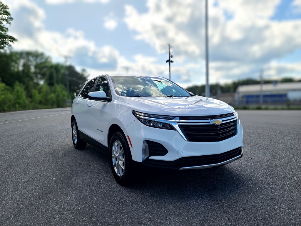 2022 Summit White Chevrolet Equinox LT AWD SUV