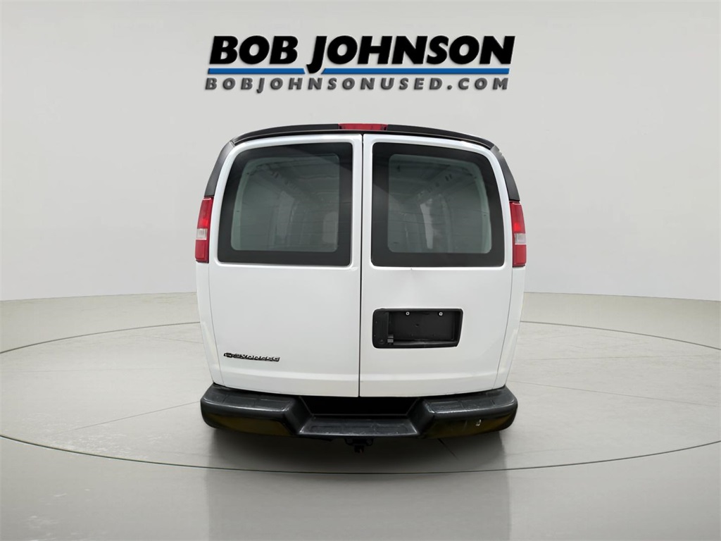 2018 Chevrolet Express 2500 Work Van Cargo photo 4