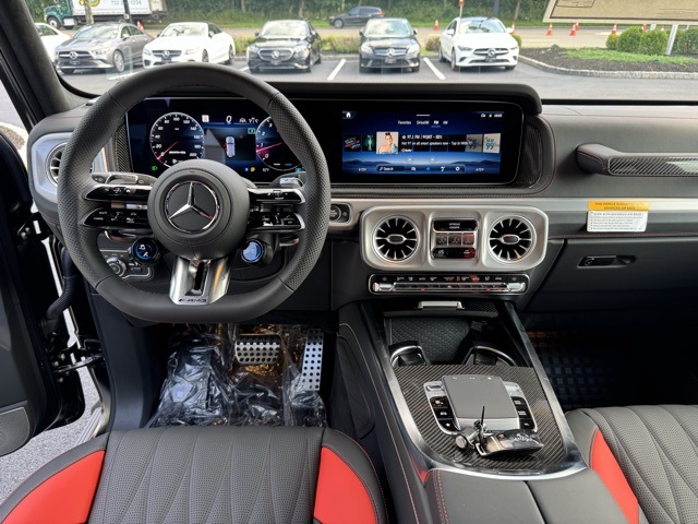 2025 Mercedes Benz G AMG 63 photo 14