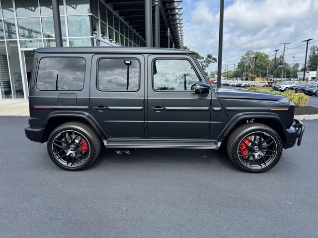 2025 Mercedes Benz G AMG 63 photo 2