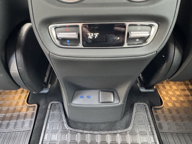 2025 Mercedes Benz G AMG 63 photo 21