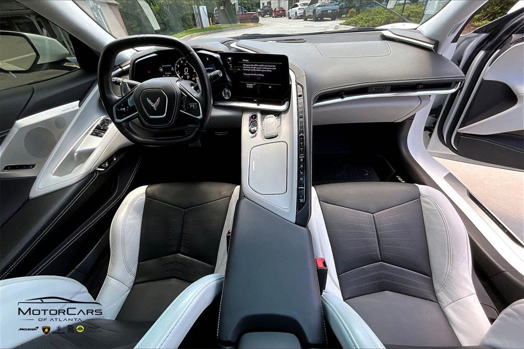 2020 Arctic White Chevrolet Corvette Stingray 3LT RWD Coupe