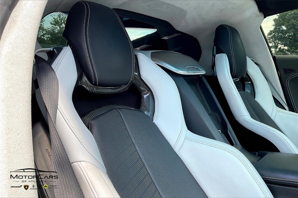 2020 Arctic White Chevrolet Corvette Stingray 3LT RWD Coupe