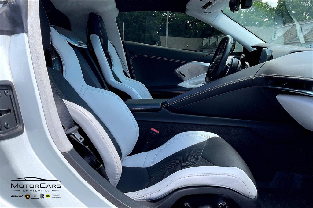 2020 Arctic White Chevrolet Corvette Stingray 3LT RWD Coupe