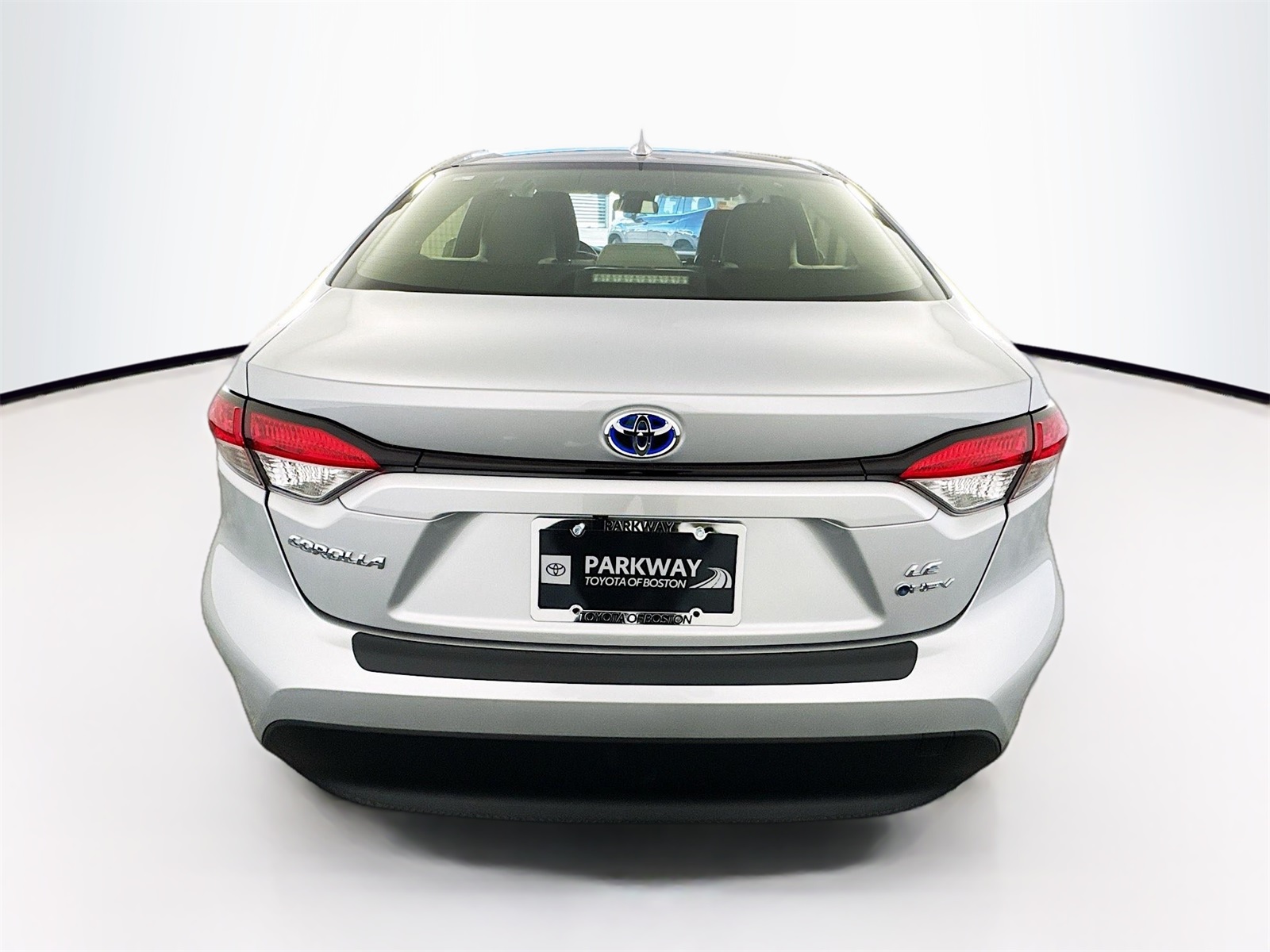 2025 Toyota Corolla Hybrid LE photo 3