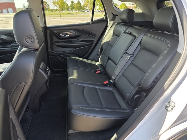 2024 GMC Terrain AWD SLT