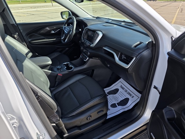 2024 GMC Terrain AWD SLT