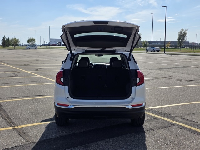 2024 GMC Terrain AWD SLT