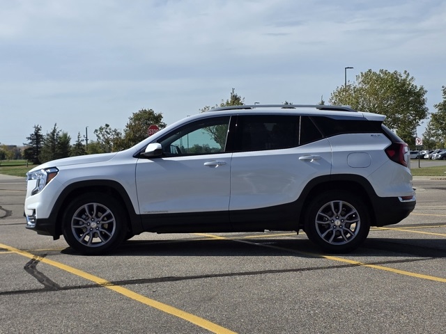 2024 GMC Terrain AWD SLT
