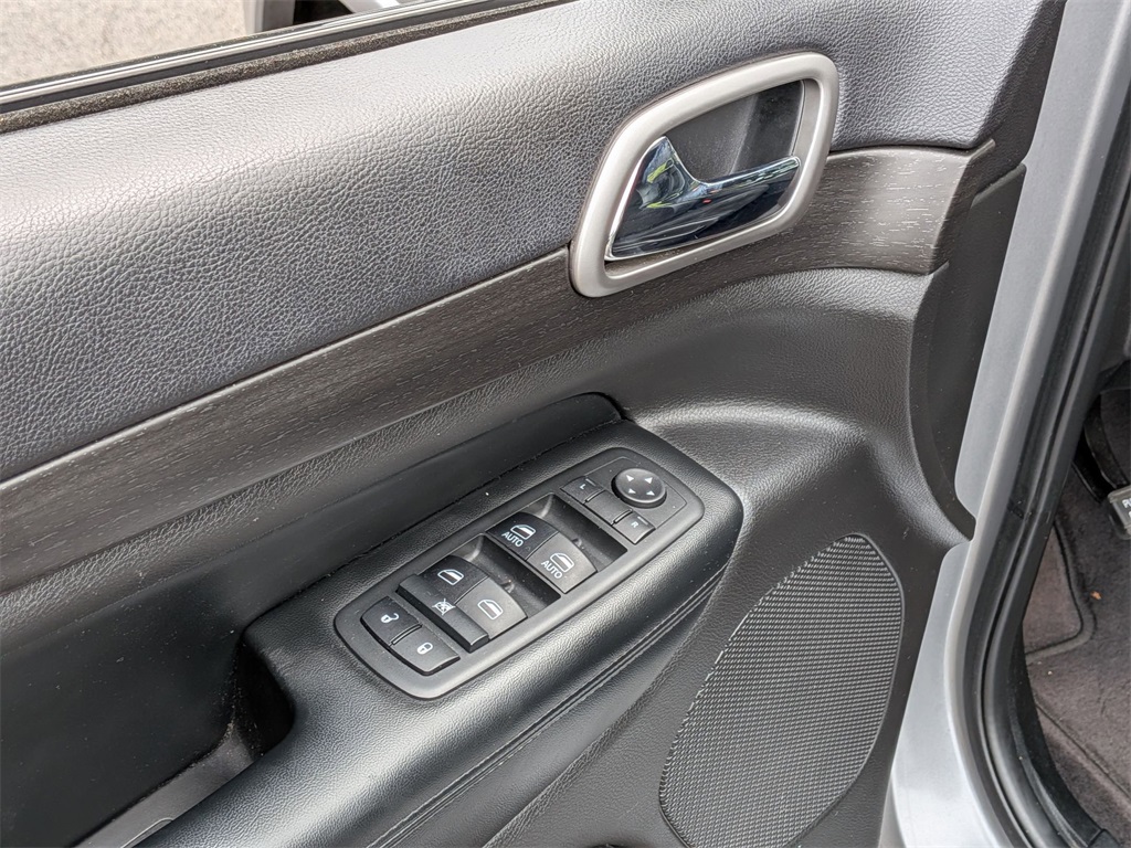 2017 Jeep Grand Cherokee Altitude photo 7