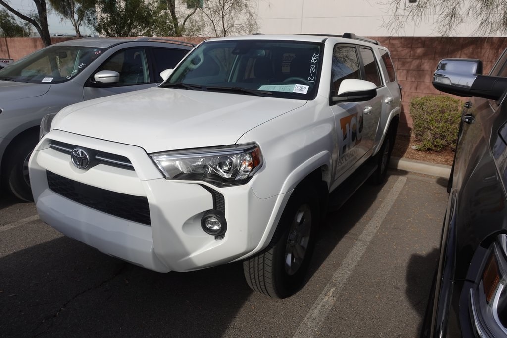 2023 Toyota 4Runner SR5's photo