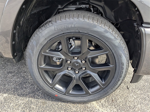 2026 Ram 1500 Laramie Crew Cab 4x4 5'7" Box