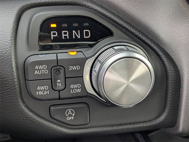 2026 Ram 1500 Laramie Crew Cab 4x4 5'7" Box