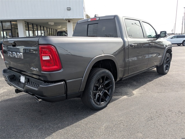 2026 Ram 1500 Laramie Crew Cab 4x4 5'7" Box