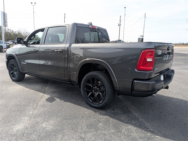 2026 Ram 1500 Laramie Crew Cab 4x4 5'7" Box