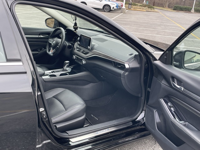 used 2022 Nissan Altima car, priced at $18,999