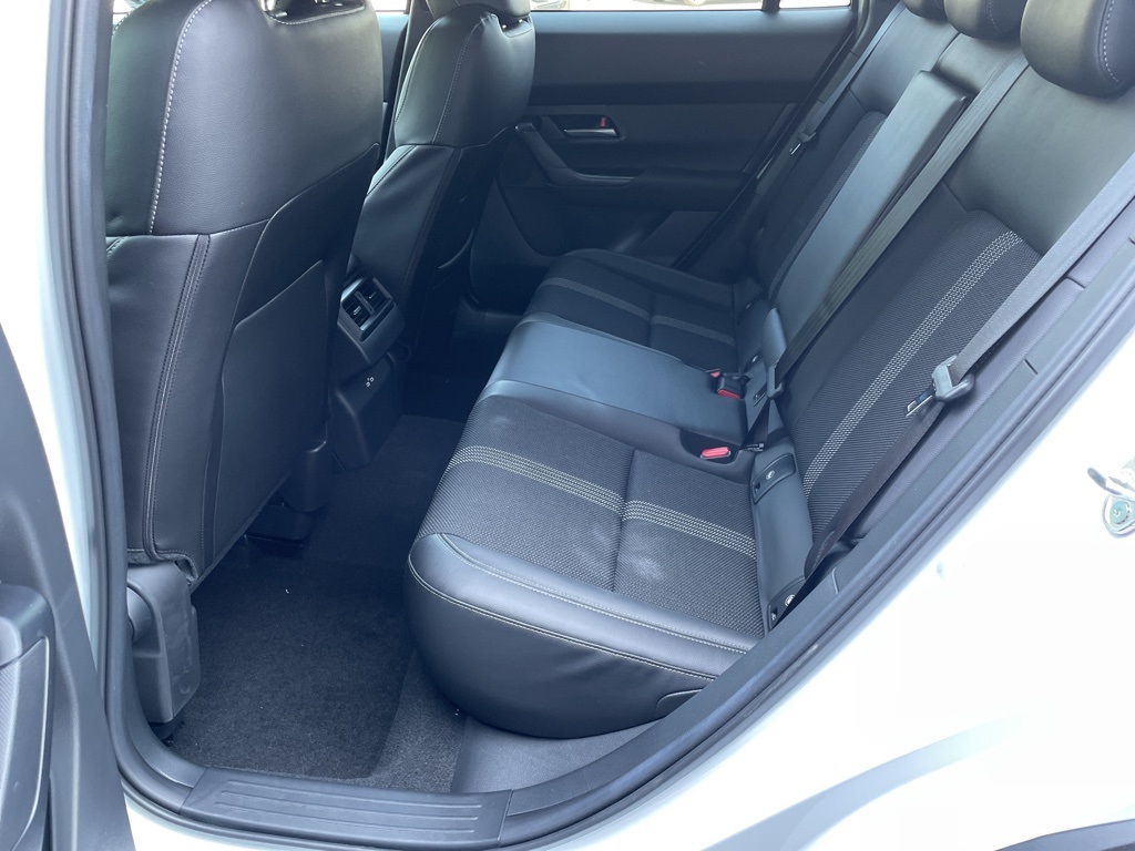 2025 Mazda CX-50 2.5 Select photo 11