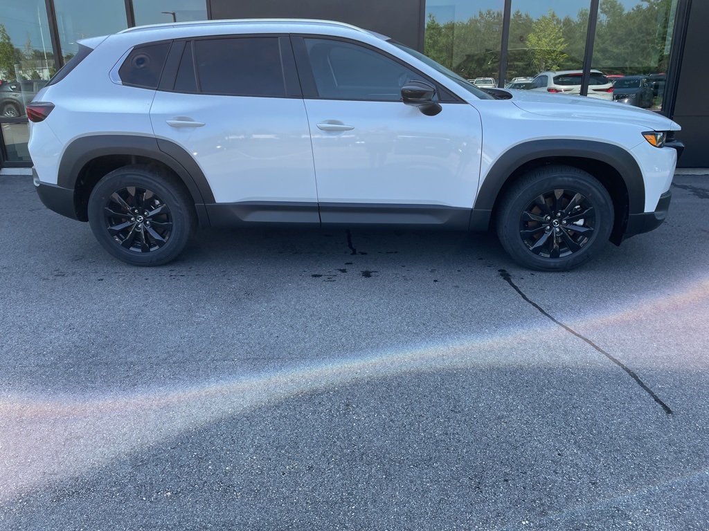 2025 Mazda CX-50 2.5 Select photo 3
