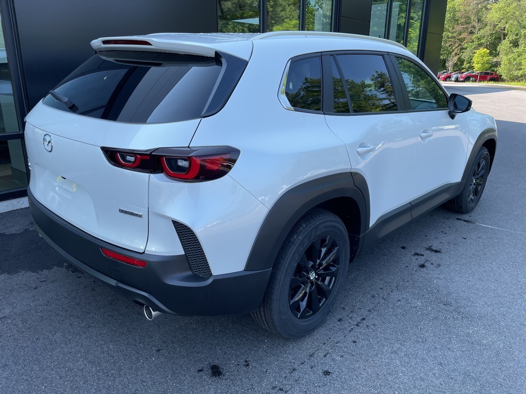 2025 Mazda CX-50 2.5 Select photo 5