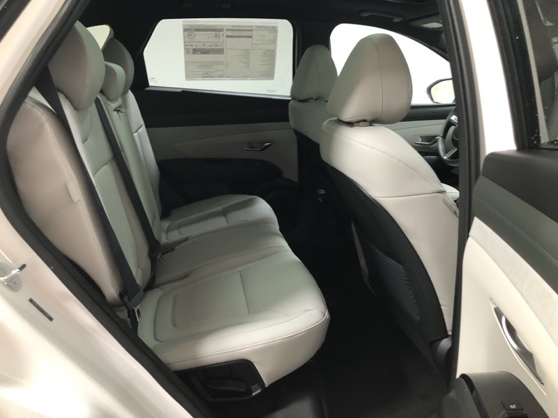 2026 Hyundai Tucson Limited photo 11