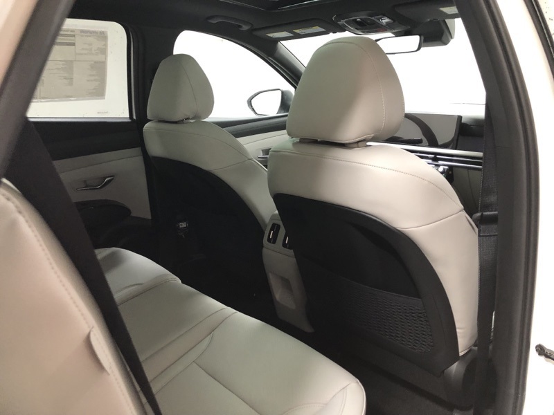 2026 Hyundai Tucson Limited photo 12