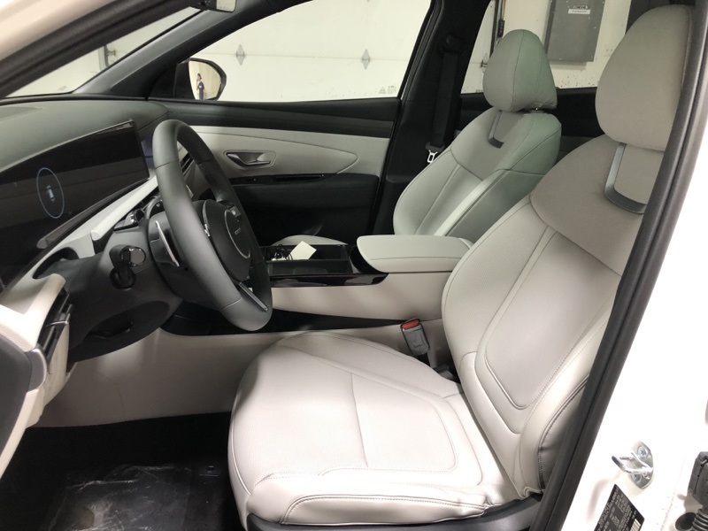 2026 Hyundai Tucson Limited photo 19