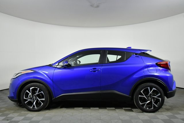 2022 Toyota C-HR XLE photo 15