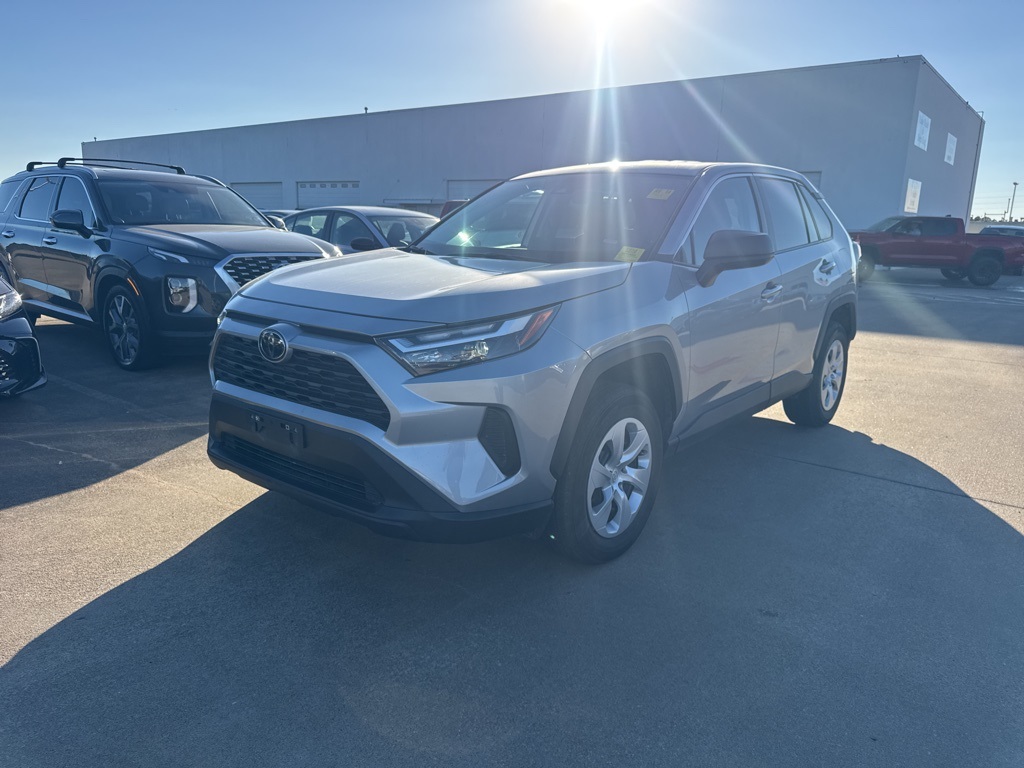 Used 2025 Toyota RAV4 LE with VIN 2T3H1RFV0SW371181 for sale in Northfield, Minnesota