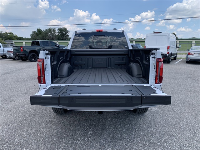 2025 Space White Metallic Ford F-150 Platinum 4X4 Truck